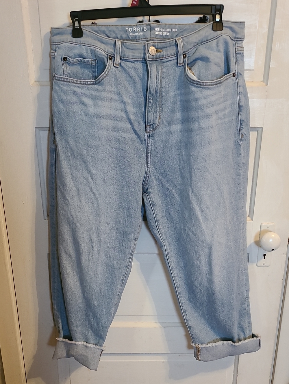 torrid Light Blue Relaxed Boyfriend Ankle Jeans